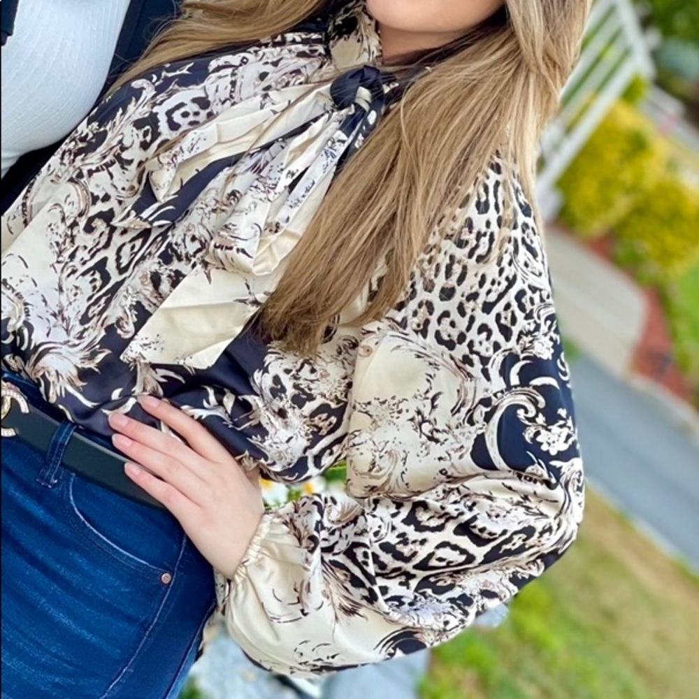 Leopard and Graphic print tie neck blouse - Picture 3 of 5